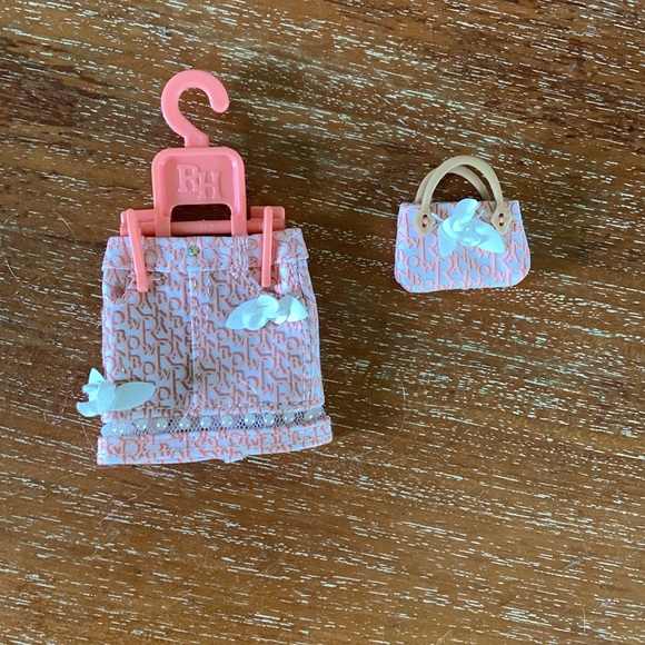 Rainbow High Georgia Bloom Doll - Picture 8 of 8